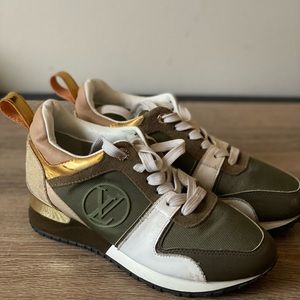 Louis Vuitton women sneaker